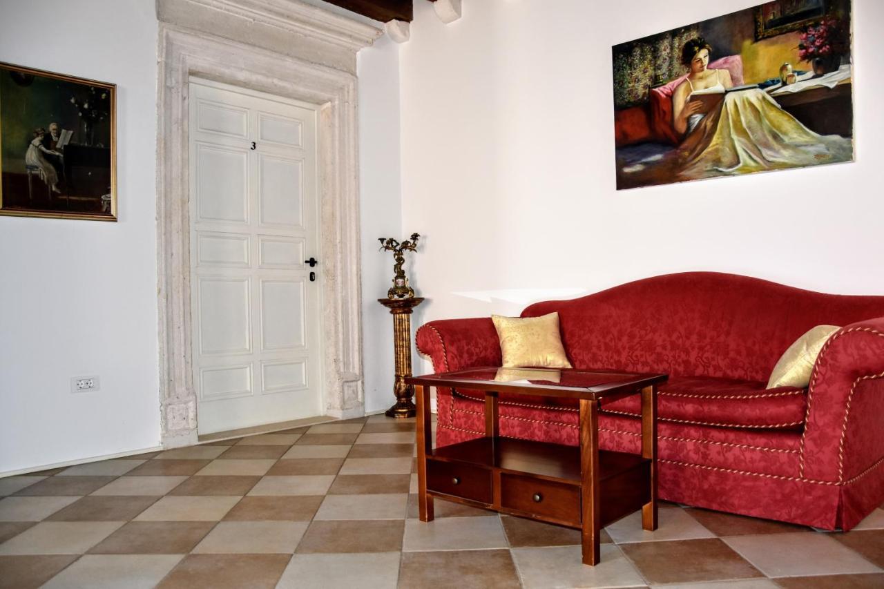 Sunce Palace Apartments With Free Offsite Parking Ragusa Esterno foto