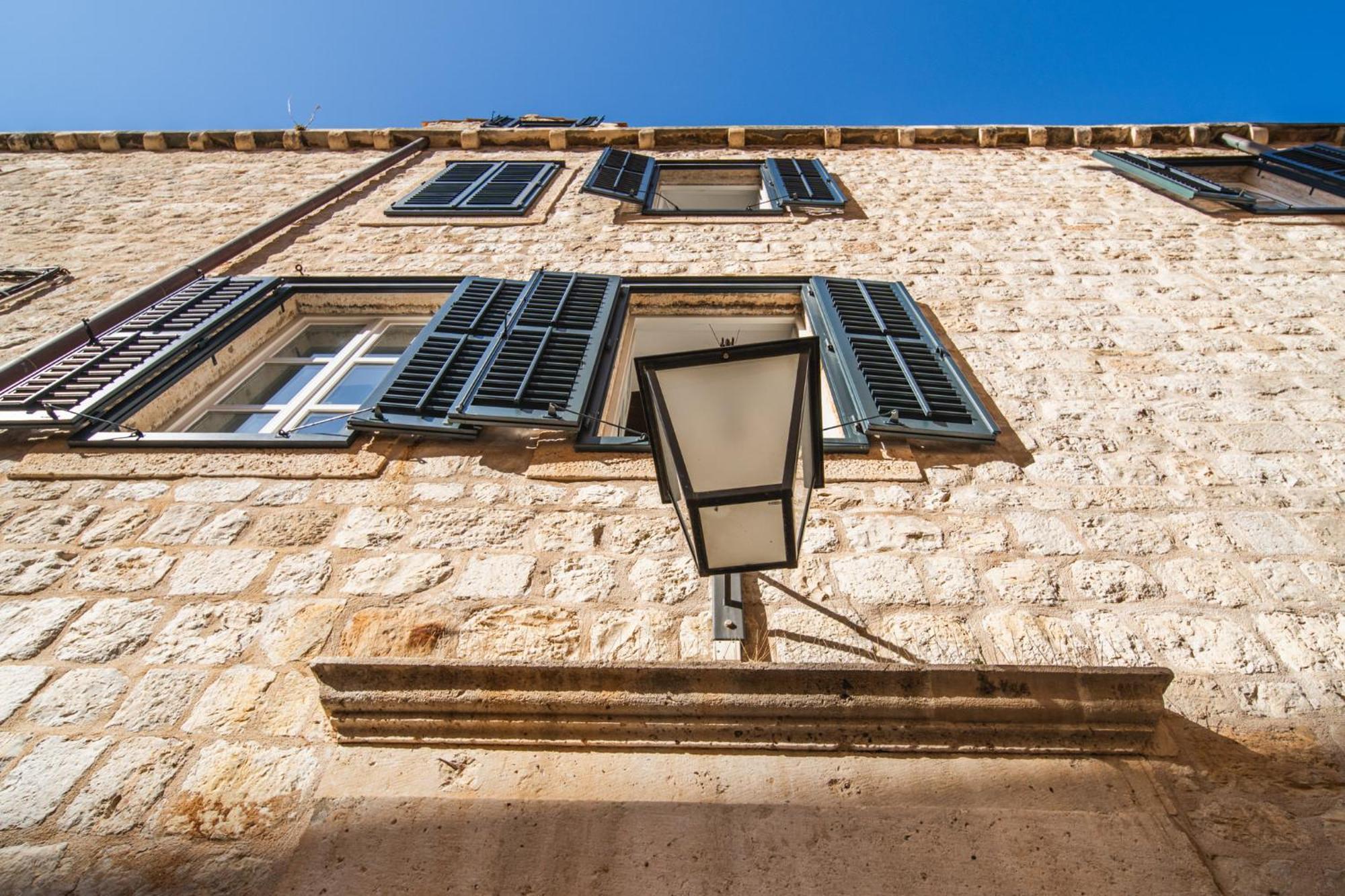 Sunce Palace Apartments With Free Offsite Parking Ragusa Esterno foto