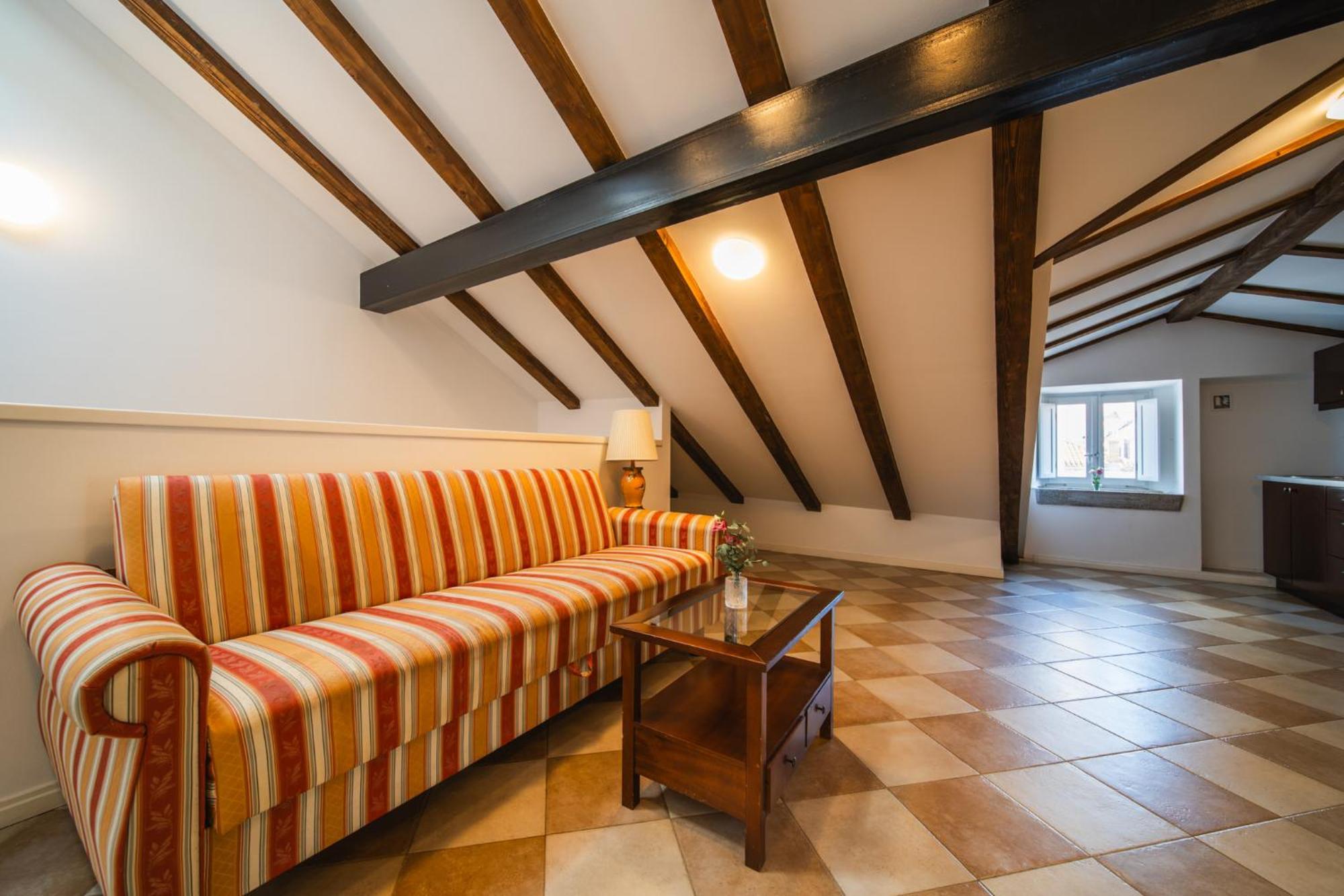 Sunce Palace Apartments With Free Offsite Parking Ragusa Esterno foto