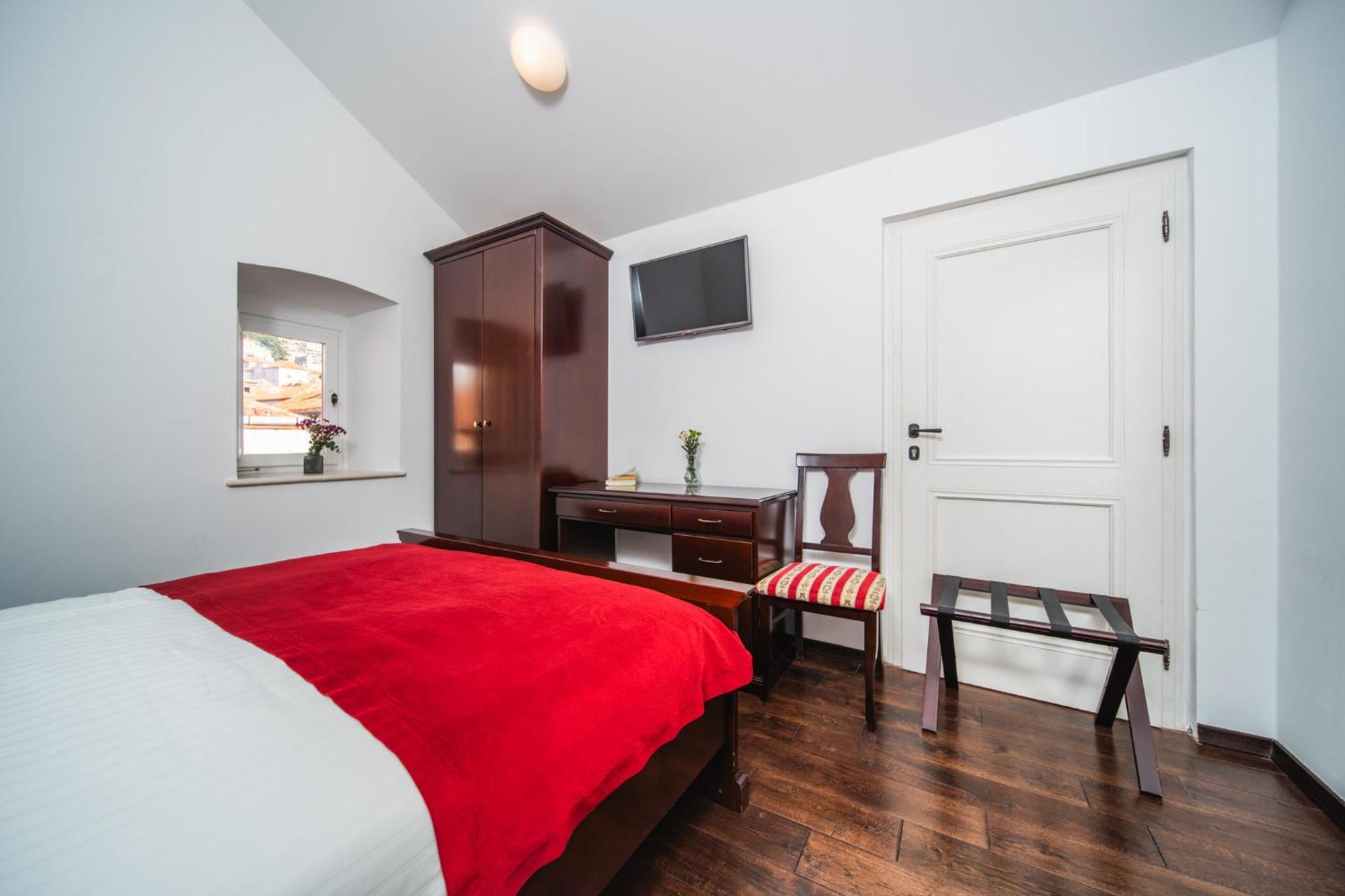 Sunce Palace Apartments With Free Offsite Parking Ragusa Esterno foto
